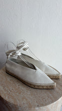 Load image into Gallery viewer, NEW Celine - Leather pointed Espadrilles w ankle strap - White - 38 - w box
