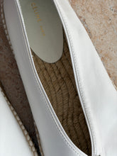 Load image into Gallery viewer, NEW Celine - Leather pointed Espadrilles w ankle strap - White - 38 - w box
