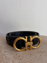 Load image into Gallery viewer, Salvatore Ferragamo - Buckle Leather Belt - Black - 75cm
