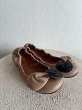 Load image into Gallery viewer, See by Chloe - Zip Bow Detail Ballet Flats - Nude - 37

