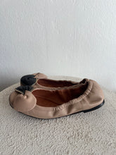Load image into Gallery viewer, See by Chloe - Zip Bow Detail Ballet Flats - Nude - 37

