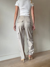 Load image into Gallery viewer, Elka Collective -Cargo Pants w pockets - Grey -8
