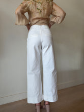 Load image into Gallery viewer, Scanlan Theodore - Relaxed Cropped Jeans w zip - White - 8
