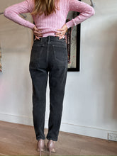 Load image into Gallery viewer, Neuw - Straight Leg Jeans - Black  Wash - 28
