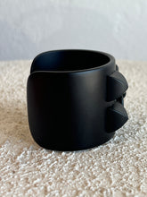 Load image into Gallery viewer, Hermes - Collier de Chien Cuff - Black - S - w box
