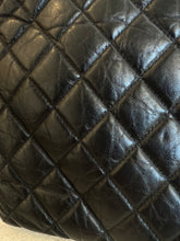 Load image into Gallery viewer, Chanel - Quilted Caviar Leather Pouch Clutch  - Black - Small - w box/dust bag
