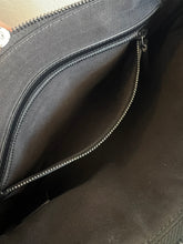 Load image into Gallery viewer, Chanel - Quilted Caviar Leather Pouch Clutch  - Black - Small - w box/dust bag
