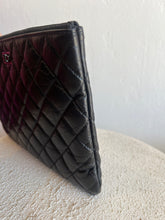 Load image into Gallery viewer, Chanel - Quilted Caviar Leather Pouch Clutch  - Black - Small - w box/dust bag
