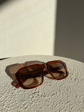 Load image into Gallery viewer, Pared - Nice &amp; Easy Sunglasses - Brown/Orange - RRP$200
