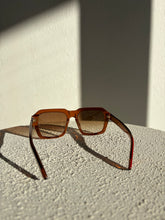 Load image into Gallery viewer, Pared - Nice &amp; Easy Sunglasses - Brown/Orange - RRP$200
