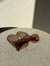 Load image into Gallery viewer, Pared - Over &amp; Out  Sunglasses - Brown Pink  - RRP $265

