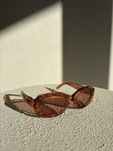 Load image into Gallery viewer, Pared - Over &amp; Out  Sunglasses - Brown Pink  - RRP $265
