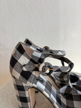 Load image into Gallery viewer, Dolce &amp; Gabbana - Mary Jane Heels - Gingham - 40.5
