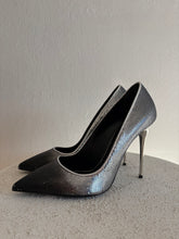 Load image into Gallery viewer, Tom Ford - Sequin Point Heels - Silver - 40
