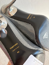Load image into Gallery viewer, Tom Ford - Sequin Point Heels - Silver - 40
