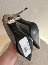 Load image into Gallery viewer, Tom Ford - Sequin Point Heels - Silver - 40
