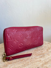 Load image into Gallery viewer, Louis Vuitton - Zip Wallet - Red - S
