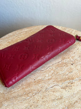 Load image into Gallery viewer, Louis Vuitton - Zip Wallet - Red - S
