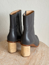 Load image into Gallery viewer, Zoe Kratzmann - Ankle Boot w Wooden Block Heel - Grey - 38
