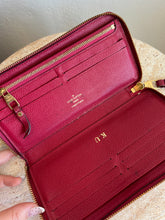 Load image into Gallery viewer, Louis Vuitton - Zip Wallet - Red - S
