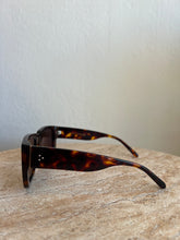 Load image into Gallery viewer, Linda Farrow - Nieve Sunglasses - Dark Tortoise Shell - S - RRP$863
