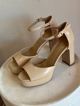 Load image into Gallery viewer, Scanlan Theodore - Platform Open Toe Heels - Stone - 38 - RRP$700
