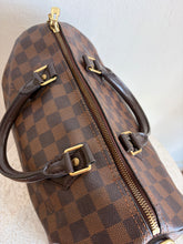 Load image into Gallery viewer, Louis Vuitton - Speedy 25 Bag - Damier Ebene - 25

