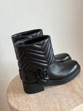 Load image into Gallery viewer, Gucci - GG Ankle Chevron Quilted Boots - Black - 36.5
