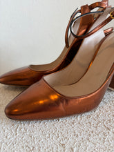 Load image into Gallery viewer, Chloe - Mary Jane Slingback Pumps - Bronze - 41

