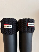 Load image into Gallery viewer, Hunter - Gumboots w socks - Black - 40/41
