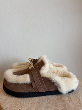 Load image into Gallery viewer, Nokwol - Toby Fur Mules - Brown - 39.5
