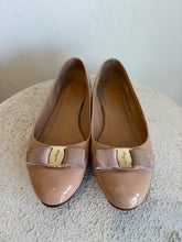 Load image into Gallery viewer, Salvatore Ferragamo - Vara Bow Ballet Flats - Patent Nude - 8
