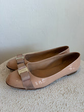 Load image into Gallery viewer, Salvatore Ferragamo - Vara Bow Ballet Flats - Patent Nude - 8
