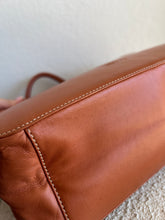 Load image into Gallery viewer, Loewe - Amazona 75 Leather Bag - Clay - S
