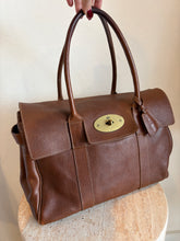 Load image into Gallery viewer, Mulberry - Heritage Bayswater Bag - Natural Oak - M - RRP $2645
