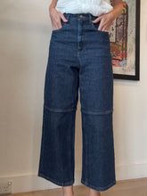 Load image into Gallery viewer, Scanlan Theodore - Wide Leg w Stitch Detail Jeans - Denim - 26

