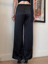 Load image into Gallery viewer, Lee Matthews - Stella Silk Lounge Pants - Black - 1
