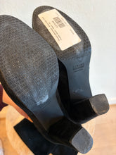 Load image into Gallery viewer, Stuart Weitzman - Knee High  12cm Suede Boots - Black - 41
