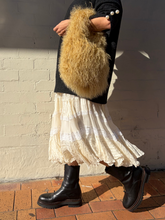Load image into Gallery viewer, Estilo Emporio - Chunky Leather Boots w Gold Front Zip- Black  41
