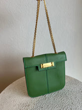 Load image into Gallery viewer, Valentino - Leather Chain ClutchBag- Green - S
