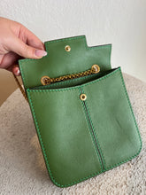 Load image into Gallery viewer, Valentino - Leather Chain ClutchBag- Green - S
