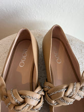 Load image into Gallery viewer, Rodo - Melita Leather Chain Ballet Flats - Tan - 39.5 - RRP$1,350
