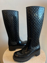 Load image into Gallery viewer, Louis Vuitton - Monogram Splash Rubber Gumboots - Black - 37
