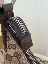Load image into Gallery viewer, Gucci - Canvas Lock Shoulder Bag - Monogram - S
