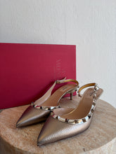 Load image into Gallery viewer, Valentino - Rockstud Slingback Kitten Heel - Metallic - 38 - RRP$1150
