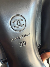 Load image into Gallery viewer, Chanel - Slingback Lambskin Bow Heel -  39
