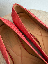 Load image into Gallery viewer, Salvatore Ferragamo - Python Ballet Flats w Bow  - Coral - 39
