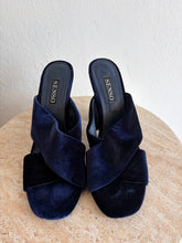 Load image into Gallery viewer, Senso - Velvet Crossover Block Heels - Navy - 40
