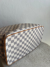 Load image into Gallery viewer, Louis Vuitton -  Saleya MM Damier Bag - Azur - M
