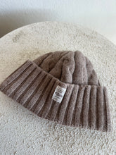 Load image into Gallery viewer, R.M.Williams - Highland Lambswool Cable Scarf, Beanie &amp; Gloves Set - Brown - S/M

